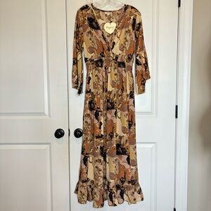 NWT Paani Warm Blush Tan Gold Metallic Abstract Print Smocked Waist Maxi Dress